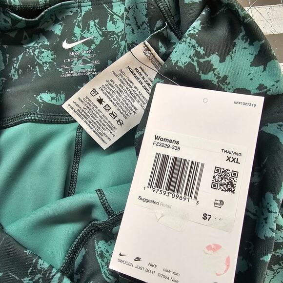 Nike Leggings Women Size XXL High Rise 7/8 Green Abstract Fitted Gym Workout - Picture 9 of 11